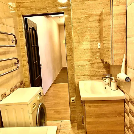 Center Aparment